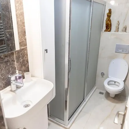 Stunning Sea View Duplex In Gundogan בודרום