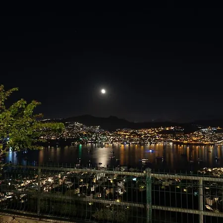 Stunning Sea View Duplex In Gundogan Apartment Bodrum