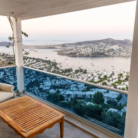 Stunning Sea View Duplex In Gundogan * Bodrum