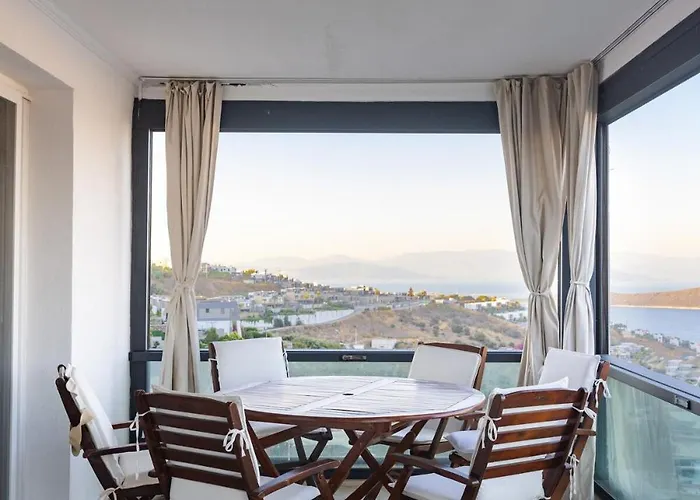 Stunning Sea View Duplex In Gundogan Bodrum