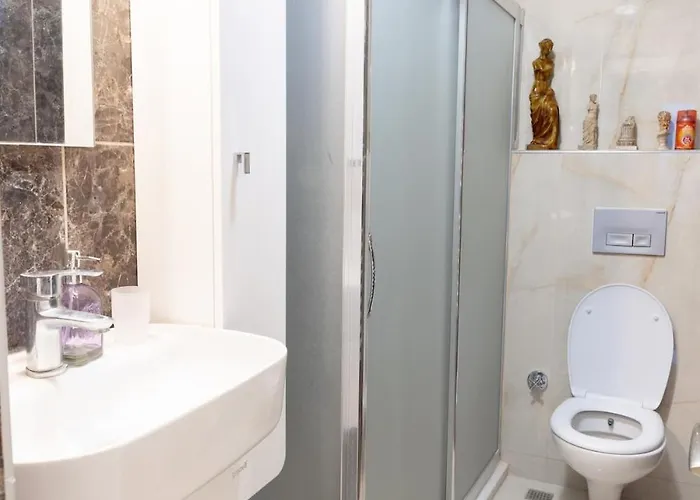 Stunning Sea View Duplex In Gundogan Apartman *